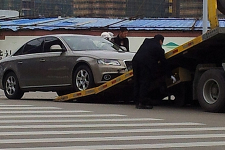 珲乌高速G12道路救援服务搭电|道路救援是什么|附近汽车维修电话